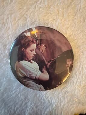 Wizard of Oz Dorothy Wicked Witch Judy Garland Movie Photo Pinback Button 3"
